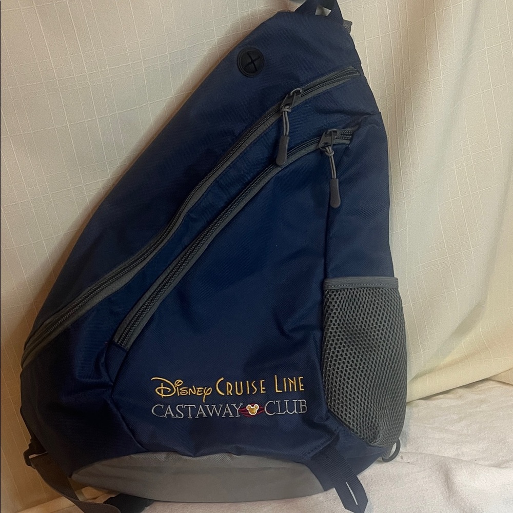 Disney Cruise Line Castaway Club crossbody tote